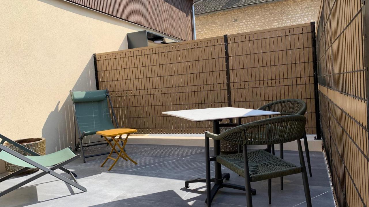 L'Hostellerie D'Acquigny Exteriör bild