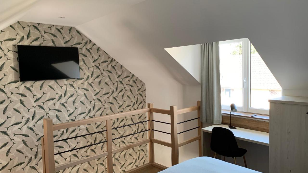 L'Hostellerie D'Acquigny Exteriör bild