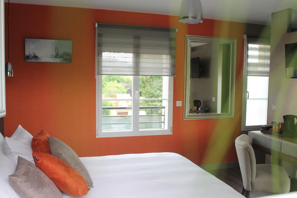 L'Hostellerie D'Acquigny Exteriör bild